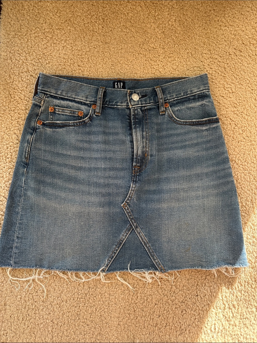 GAP Light Blue Denim Frayed-Hem Mini Skirt